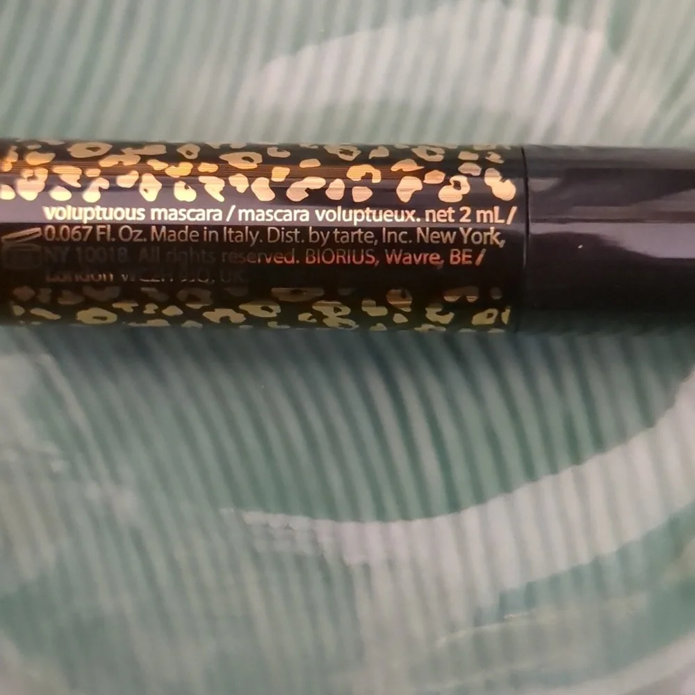 Voluptuous Mascara
